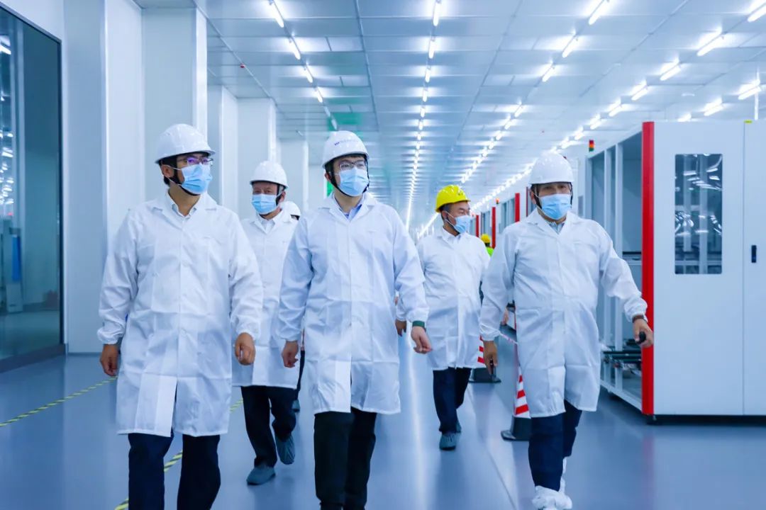优惠活动办理大厅绿能-双碳目的和能源革命的践行者